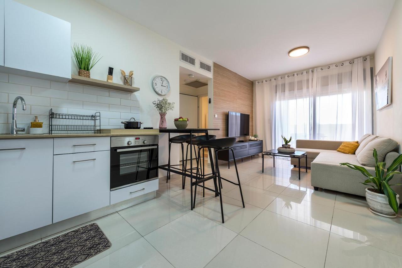 Melony Apartments Yam Suf Street エイラート エクステリア 写真