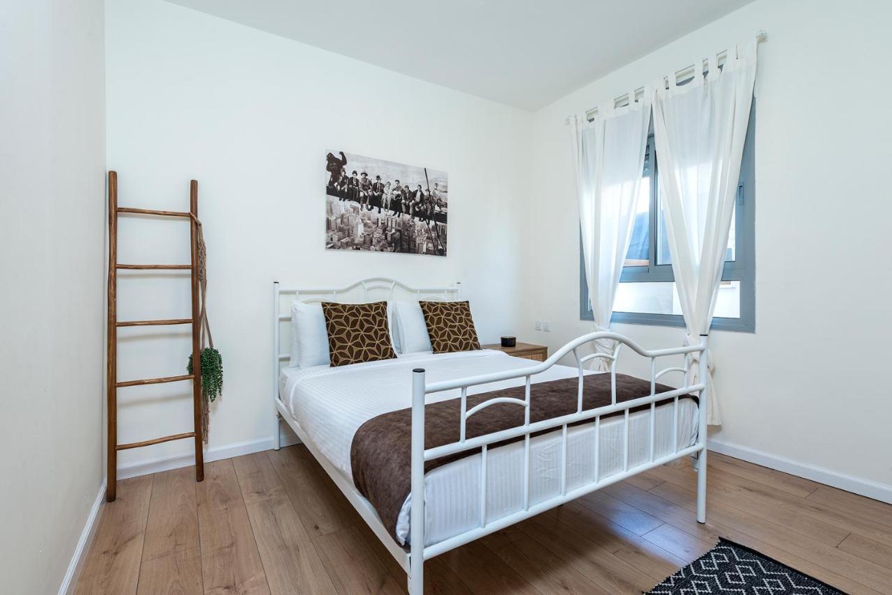 Melony Apartments Yam Suf Street エイラート エクステリア 写真
