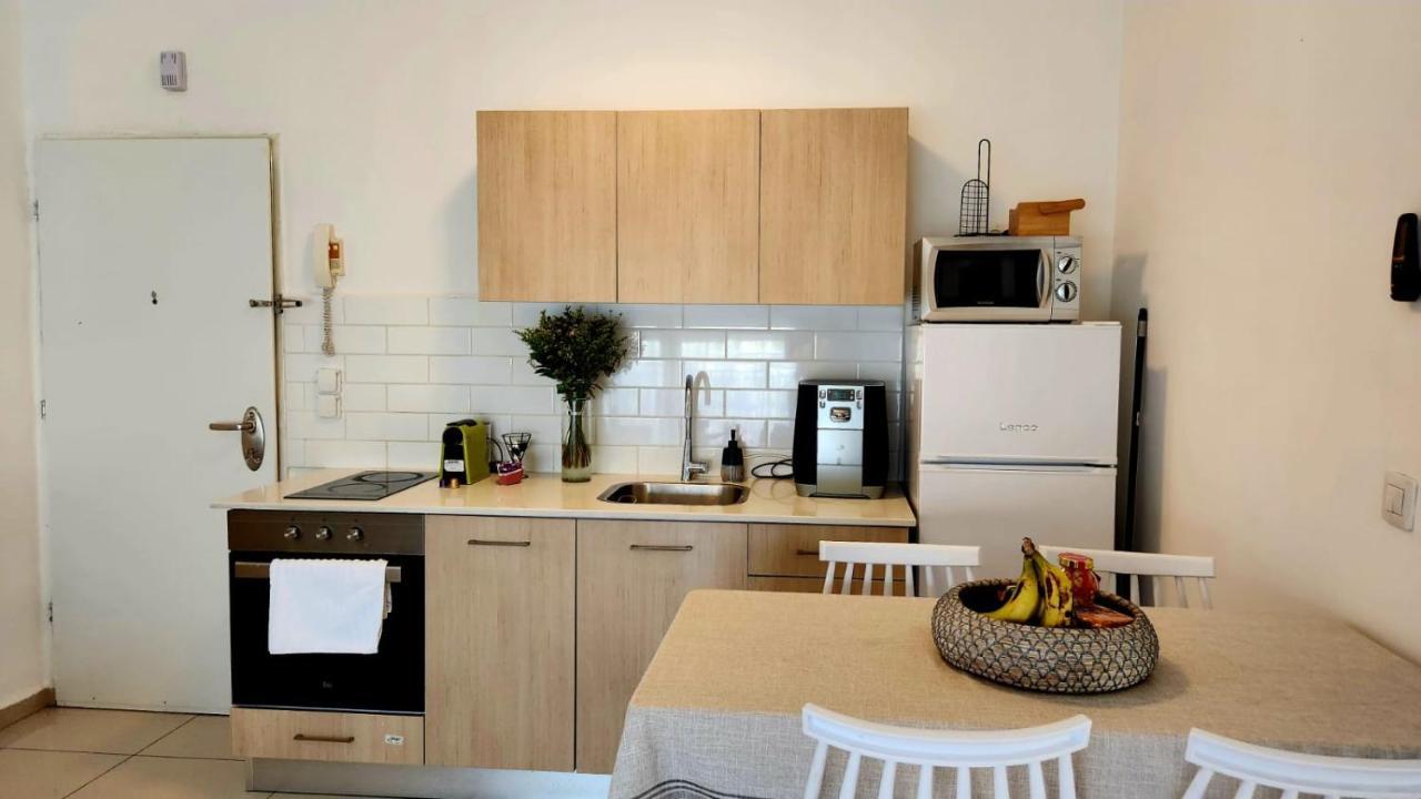 Melony Apartments Yam Suf Street エイラート エクステリア 写真